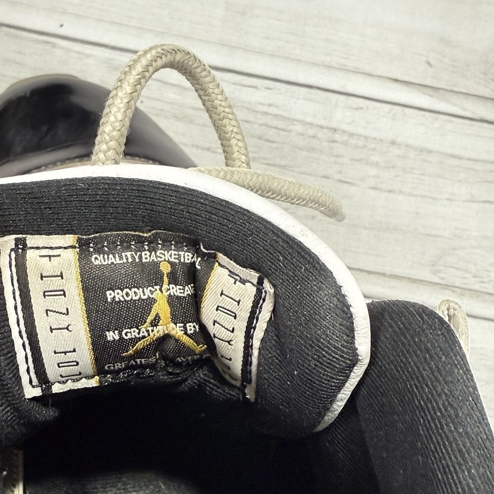 Air Jordan 11 Retro Basketball Shoes 10.5 Gratitude Defining Moments CT8012 170 - Picture 14 of 16